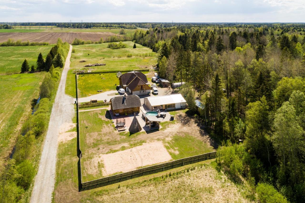 Kajamaa Holiday Home Saku Kültér fotó