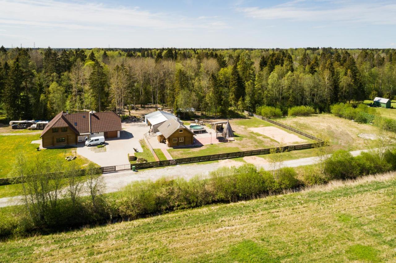 Kajamaa Holiday Home Saku Kültér fotó